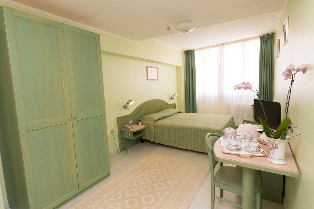 Hotel Grillo نوورو الغرفة الصورة